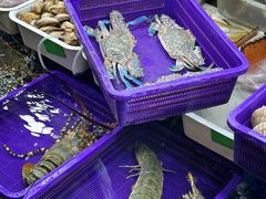 -拉威海鲜市场