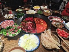 -萍姐火锅·公路夜市(武汉首店)