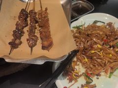 -蚝美人·生蚝海鲜烧烤(茶花园店)