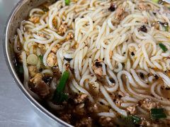 -正宗杨记普洱酸醋米线(总店)