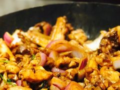-胡须佬鸡煲四季火锅店(石厦西村直营店)