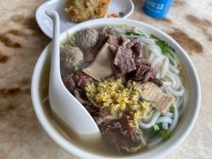 牛丸牛杂汤-华威达牛庄(黄埔大道西店)