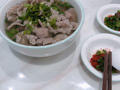 -犇逸·乐山跷脚牛肉·四川现炒(览海店)