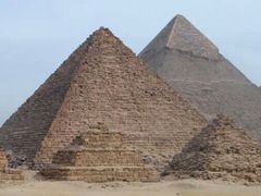 -吉萨金字塔群