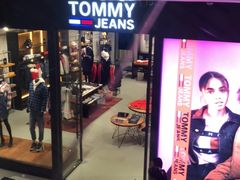 -万达广场(龙湖店)