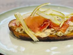 -潮一不贰·法式甜品·生日蛋糕·西式简餐(外滩店)