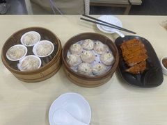 -莱莱小笼·乔艾