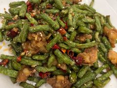 -鑫渔港海鲜本地菜·山海关浑锅(东戴河店)