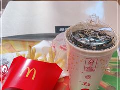 -麦当劳(乳山路店)