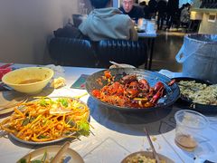 -巴厘龙虾·榜首油焖大虾(音乐学院·沿江酒馆店)