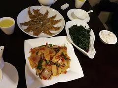 -温汤大酒店餐厅