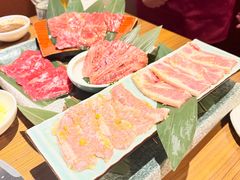 -炼火烤肉店