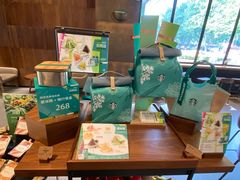 -星巴克臻选(南京艾尚天地店)