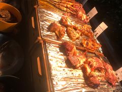 -亚龙湾希尔顿自助餐厅·海鲜·烧烤·沙滩BBQ·现场乐队