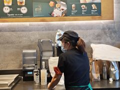 -星巴克(成都东站店)
