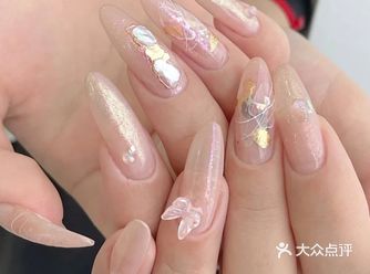 如此好看的指甲也就78块钱而已了！！