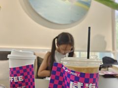 -莫内艺术岛海景咖啡