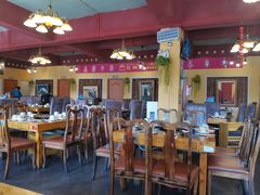 大堂-峰瑞藏地美食·石锅鸡·牦牛肉(大昭寺品牌店)