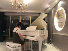 -乐尚音乐空间·钢琴·声乐·架子鼓(会展中心店)