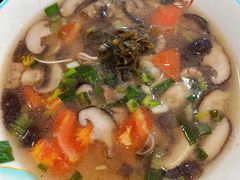 -鸿兴面馆馄饨小笼(稻香店)