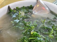 鲫鱼簕菜汤-东兴黄鳝饭店(江洲店)