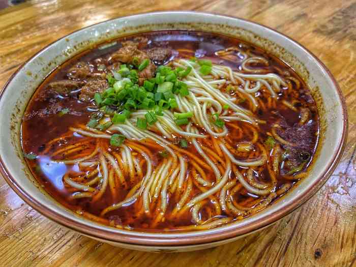 汉源榨榨面(棕树店)-"一般我是很少给五星的,这家店是个例外.位.