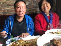 -陈厨老家菜馆(义安区店)