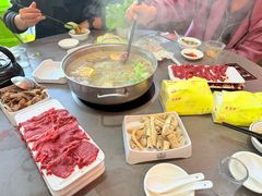 -官塘陈记鱼生·潮汕砂锅粥·牛肉火锅(潮枫路总店)