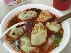 笋尖鲜肉大馄饨-小胖子馄饨店(洪兴路店)
