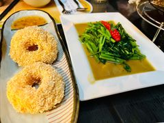 炸虾饼配泰国梅子酱-帕蓝·暹罗料理(大学路店)