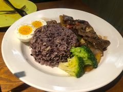 -JINNS锦时 steak&pizza(浸信会礼拜堂旧址店)
