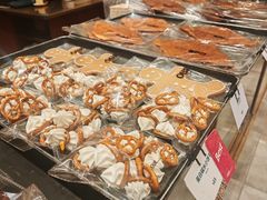 -OUR Bakery(中海环宇荟店)