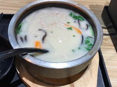 -渔米丰·广府鱼汤米线(光明广场店)