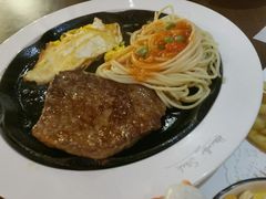 -豪客来牛排(空港华联店)
