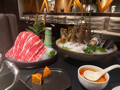 -鲜入唯煮·港式海鲜牛肉火锅(金宝街店)
