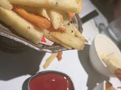 -春树下·树屋花房西餐厅(罍街AS1980店)