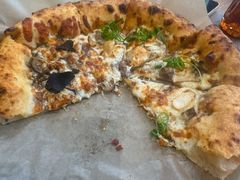 黑松露披萨-O'mills Sourdough Bakery&Bistro(永嘉路店)