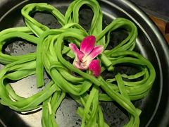 -老牌坊云南鱼豆花火锅(嵩山店)