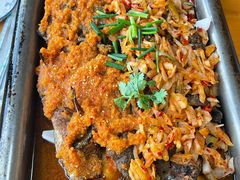 -宏兴烤鱼山庄(宣恩总店)