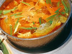 -野山舂·贵州现舂酸汤牛肉(民生路店)