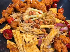-小山城麻辣香锅(新邻生活广场店)
