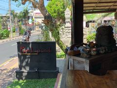 -Pundi Pundi Restaurant