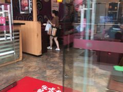 -小杨生煎(金山百联购物中心3楼店)
