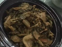 菜干煲-铁炉农家菜馆
