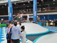 -蒙特利亲子乐园