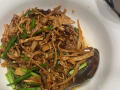 -俏湖兰·辣椒炒个肉(海沧店)
