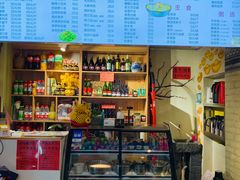 -老天桥酱肉烧饼夹肘子(天桥店)