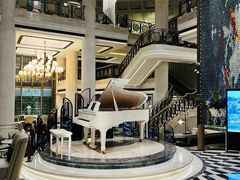 -浅深(世茂滨江精品店)