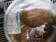 -全家便利店(襄阳南路店)