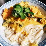 鸡腿奶味咖喱拌面